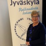 Helinä Mäenpää Jyväskylä-Seuran puheenjohtaja